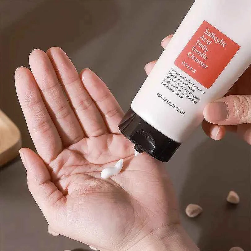 COSRX Salicylic Acid Daily Gentle Cleanser