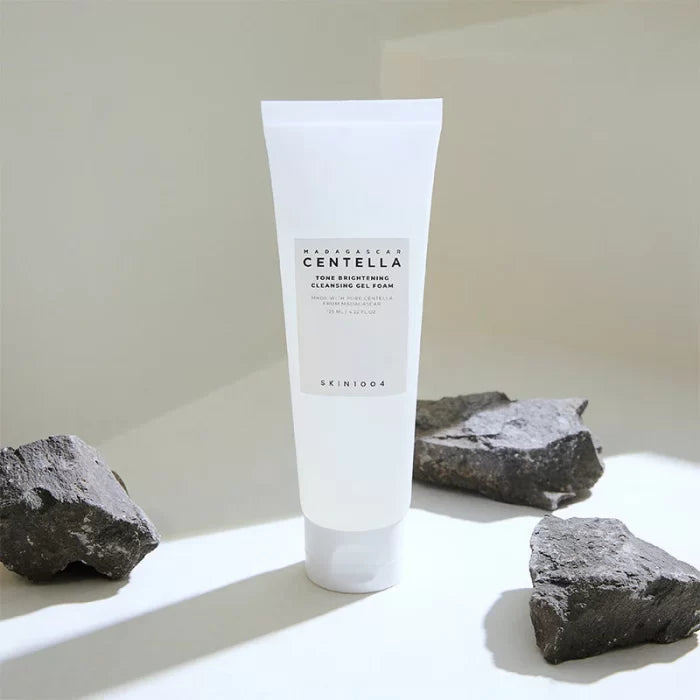 SKIN 1004 - Madagascar Centella Tone Brightening Cleansing Gel Foam [125ml]